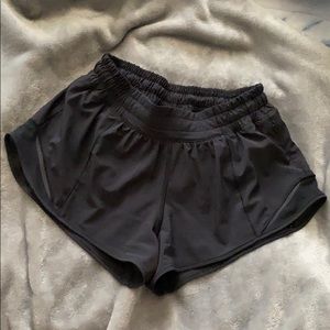 Lululemon Hotty Hot shorts 2.5in inseam